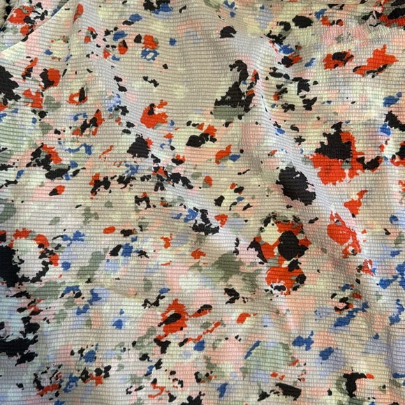 BCBG Skirt - beautiful pattern - Picture 3 of 4